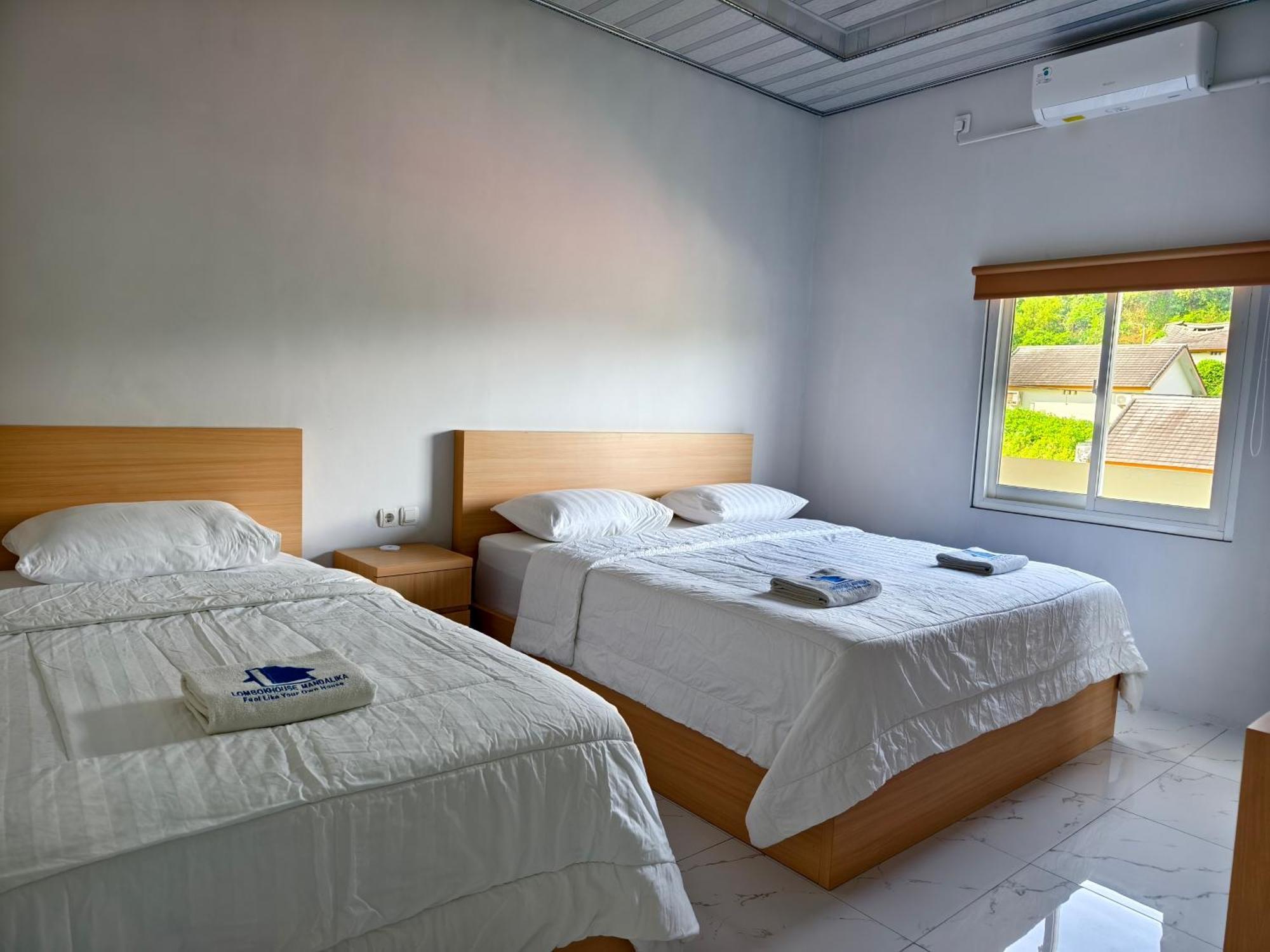 Lombokhouse Mandalika Hotel Kuta  Exterior photo